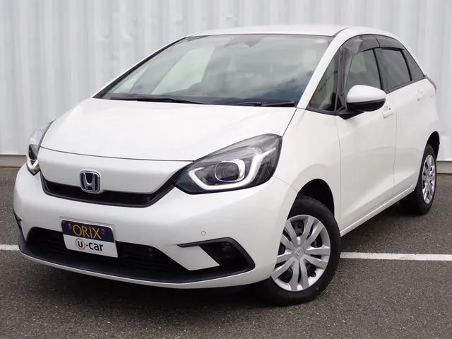 ホンダ フィット　ｅ：ＨＥＶ　４ＷＤ ベーシック