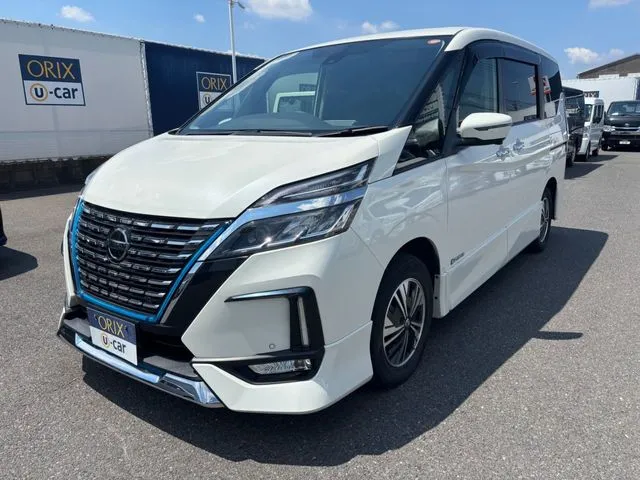 日産 セレナ ｅ－ＰＯＷＥＲ　ハイウェイスター　Ｖ